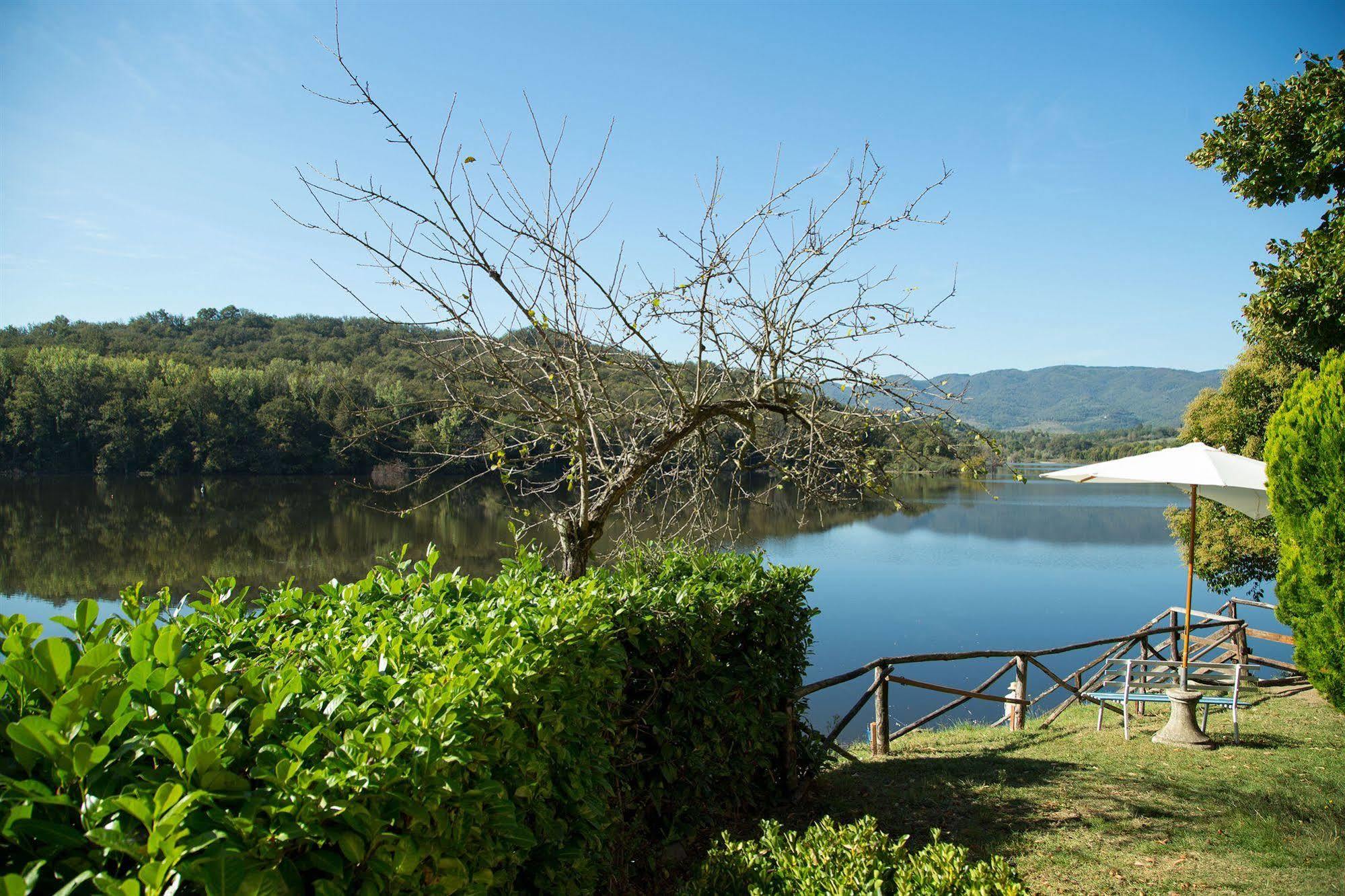 Hotel Del Lago Cavriglia Exteriér fotografie